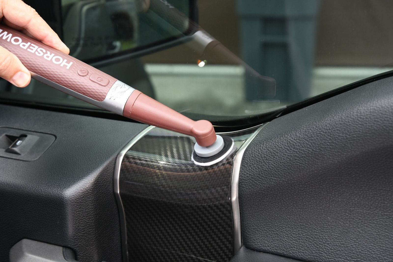 Detail Your Car Like a Pro with Powerful Precision! }}